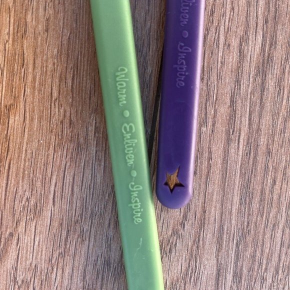 Lot of 2 Scentsy Warmer Spatulas Wax Remover Tool Purple Green NEW - Picture 4 of 5